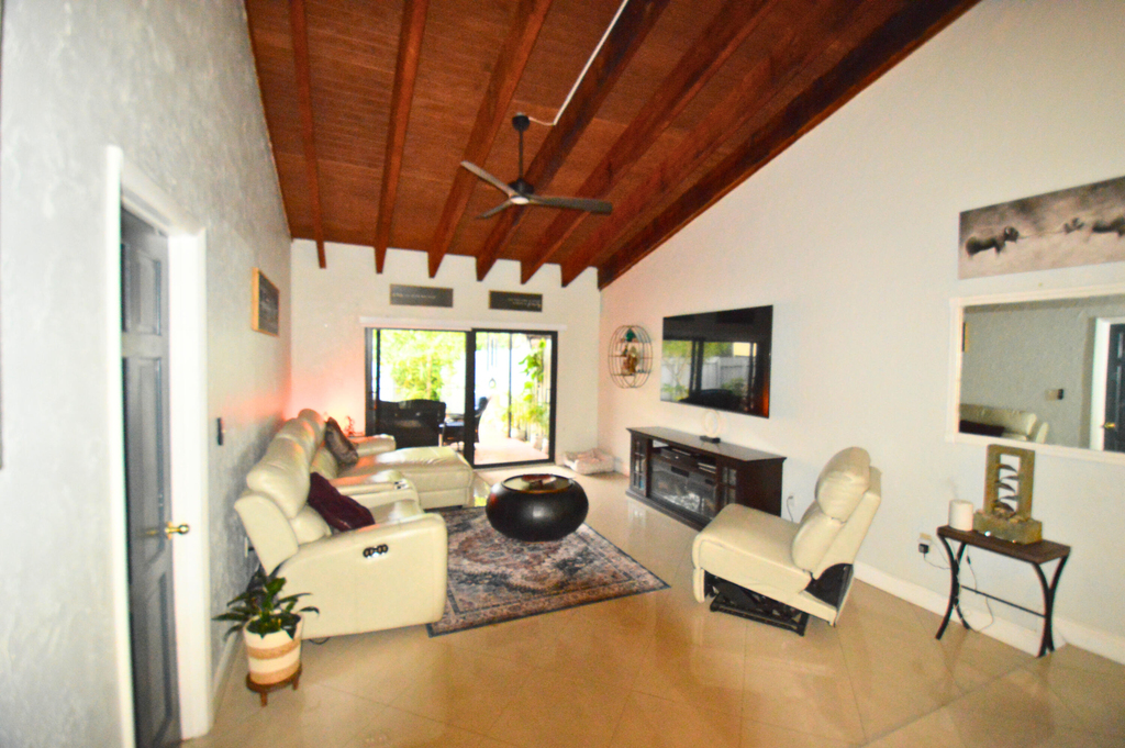 2280 Poinsetta Court - Photo 2