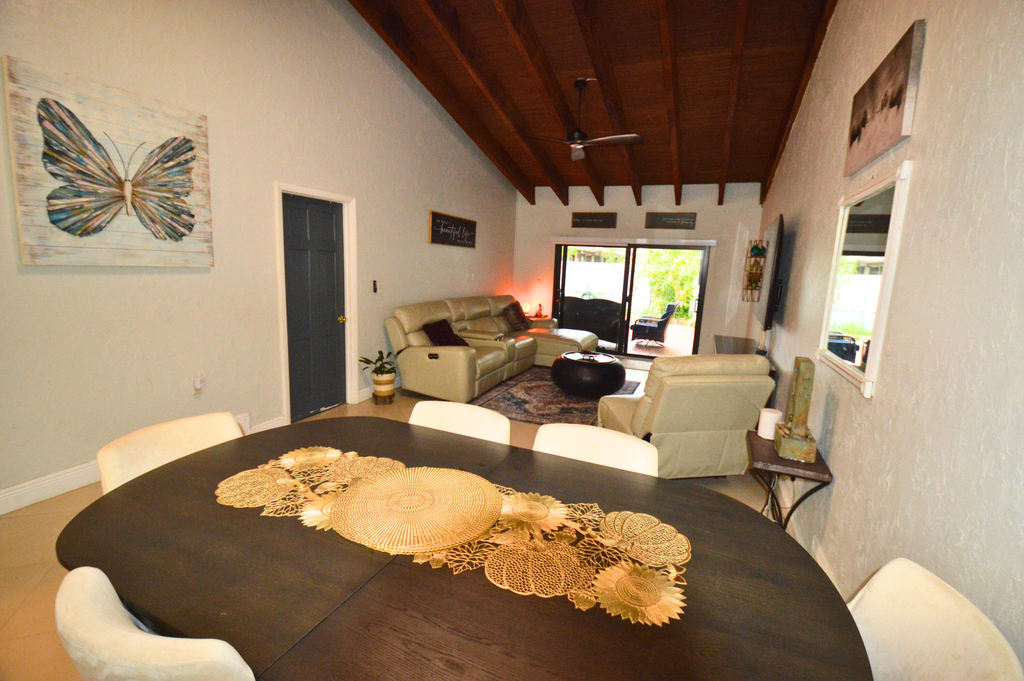 2280 Poinsetta Court - Photo 3