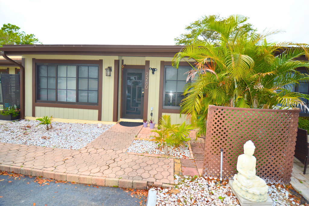 2280 Poinsetta Court - Photo 0