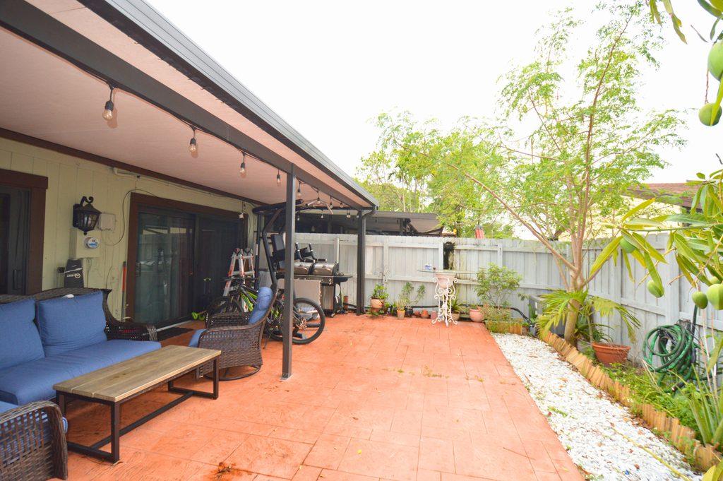 2280 Poinsetta Court - Photo 11