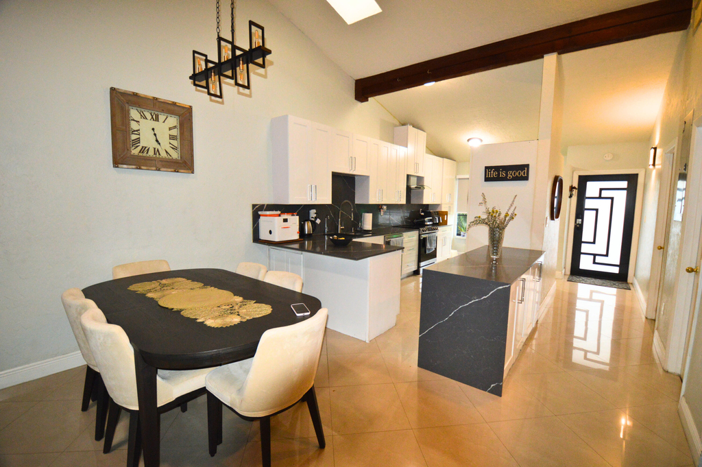 2280 Poinsetta Court - Photo 5