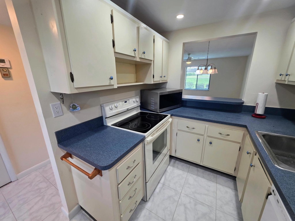 5403 Se Miles Grant Road - Photo 4