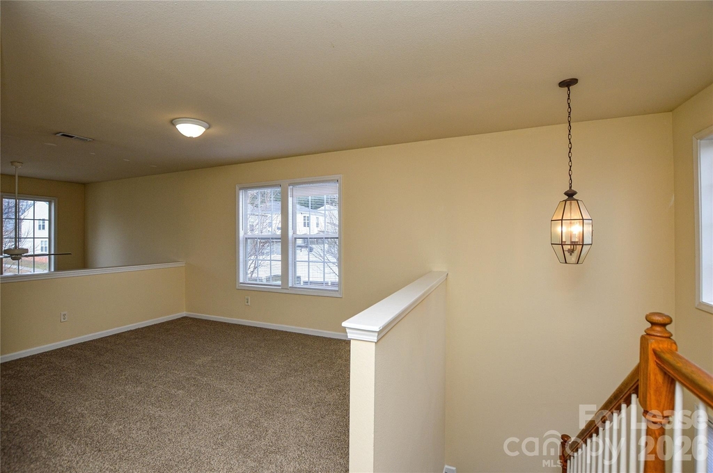 8415 Spirea Court - Photo 8
