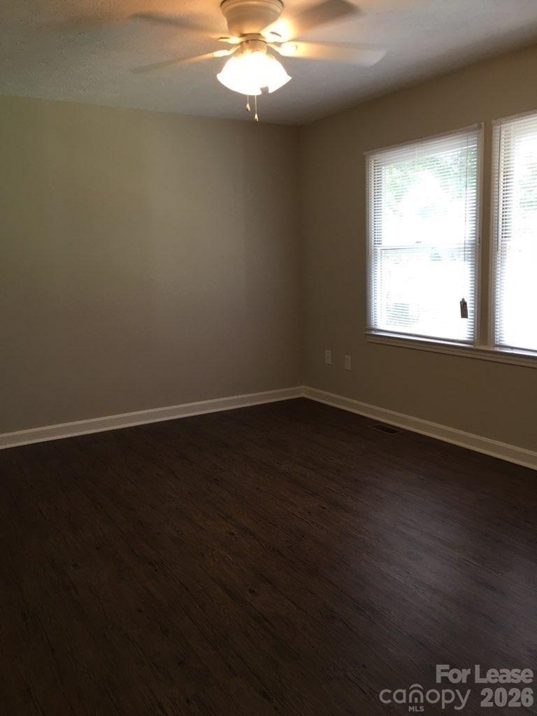 311 Hillcrest Drive - Photo 7
