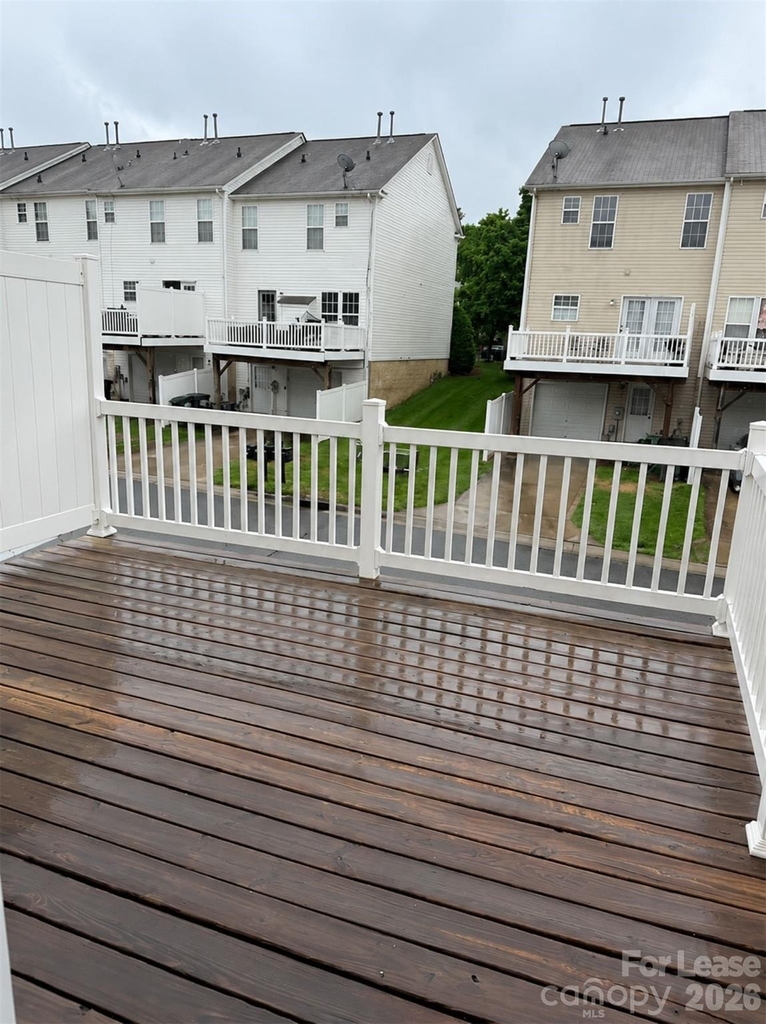 913 Tiger Lane - Photo 19
