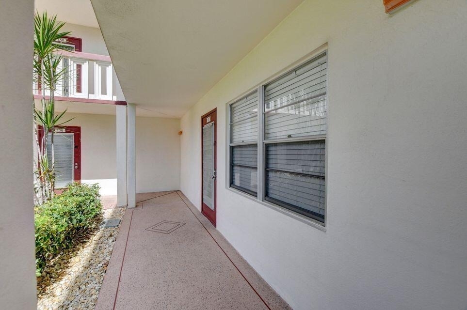 137 Fanshaw D - Photo 6