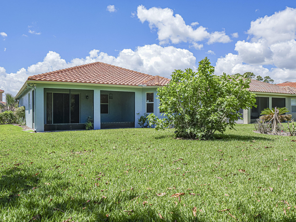 5561 57th Way - Photo 22