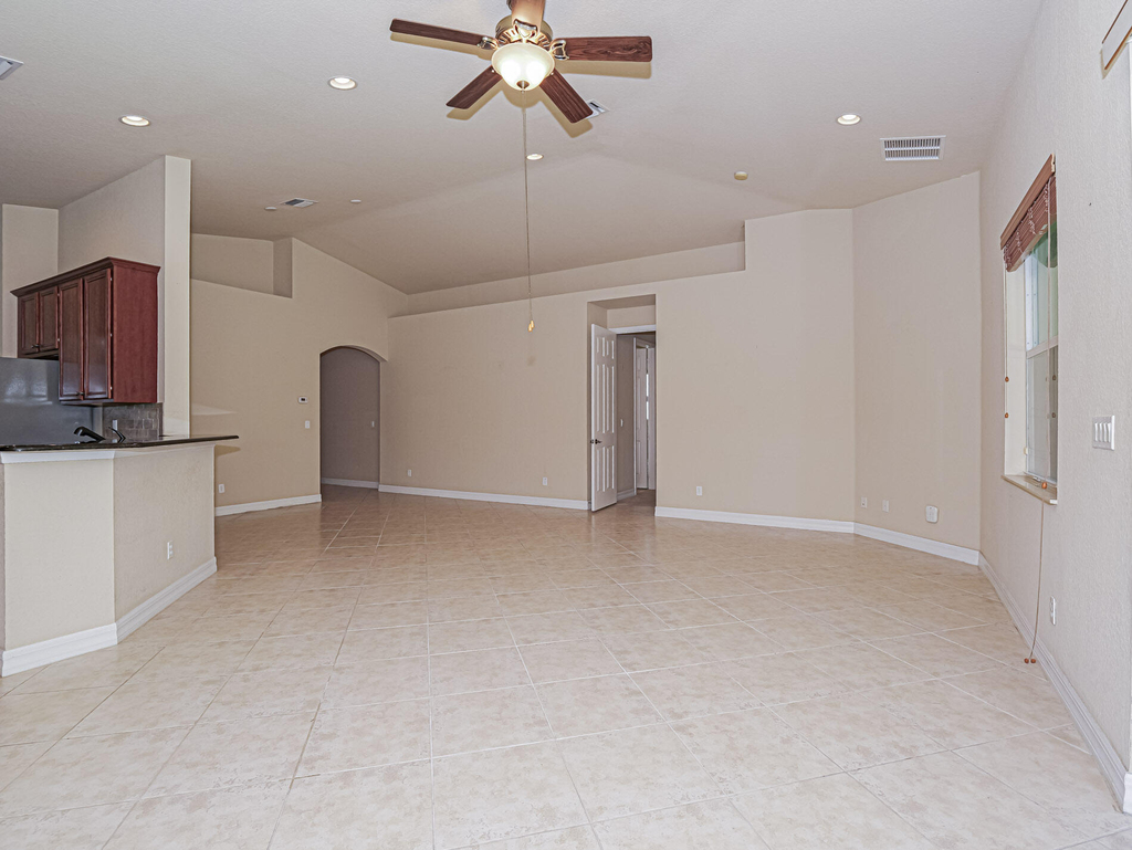 5561 57th Way - Photo 5