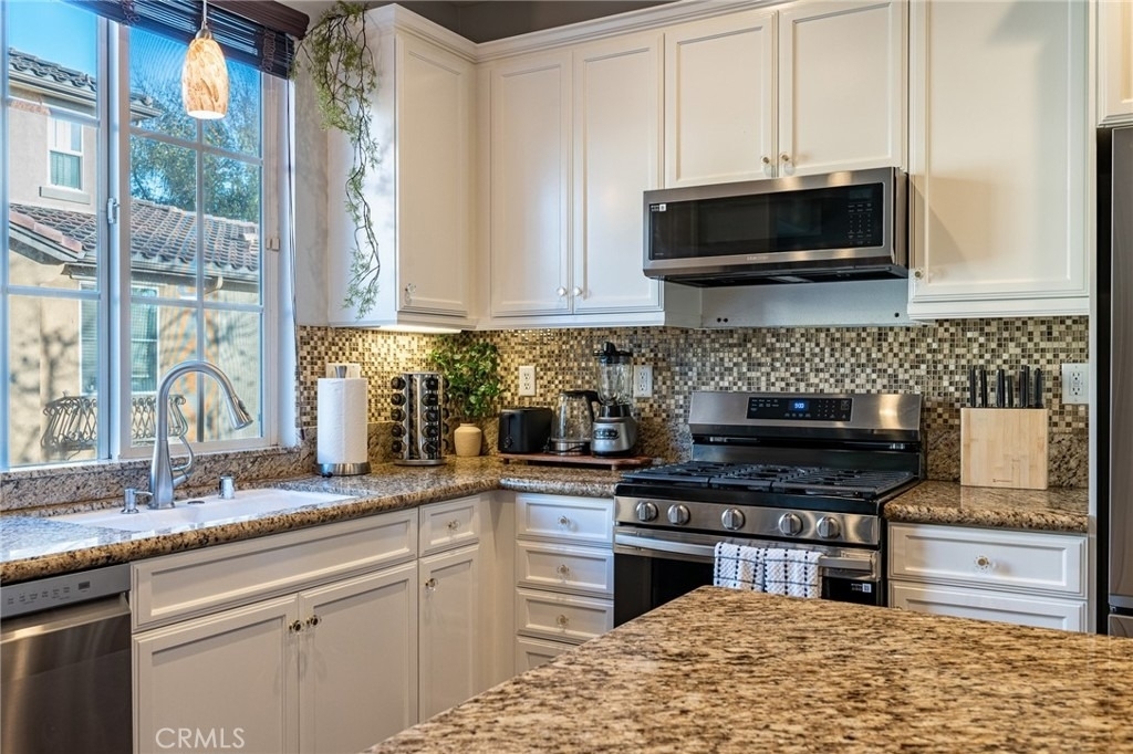 6371 Estrela Lane - Photo 11