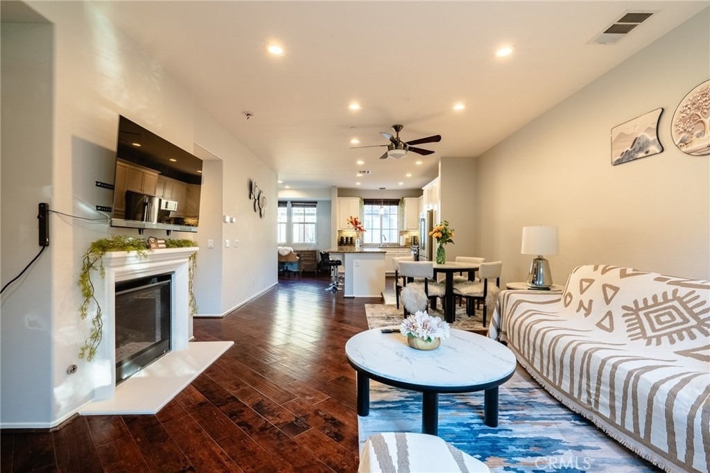 6371 Estrela Lane - Photo 8