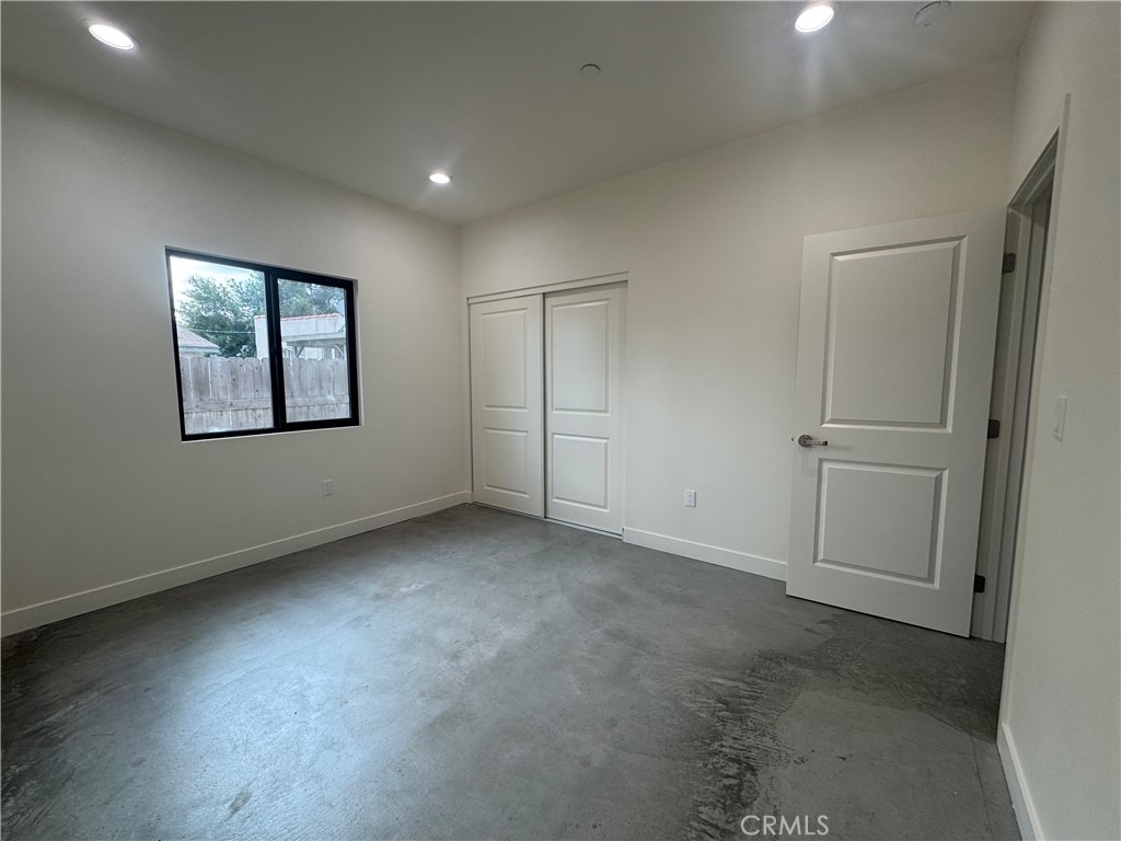 8832 Greenwood Ave. - Photo 3
