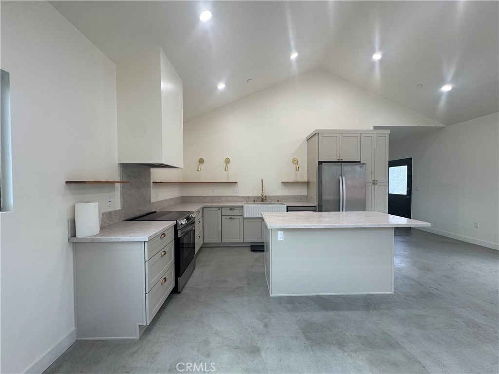 8832 Greenwood Ave. - Photo 1