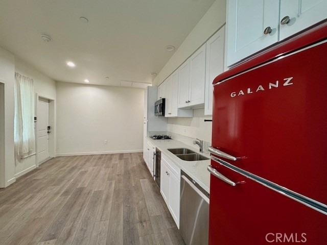 5630 Beck Avenue - Photo 4