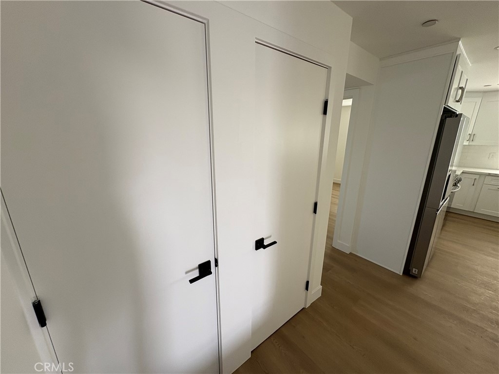14165 Calvert Street - Photo 14