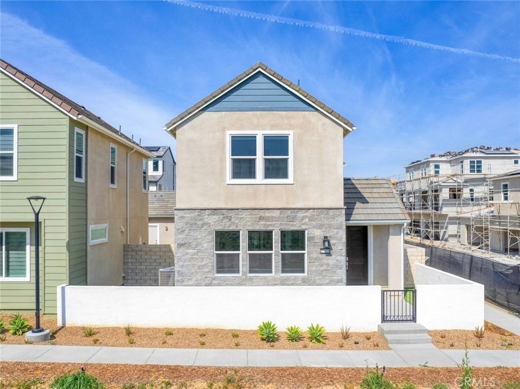 27398 Fox Den Place - Photo 1