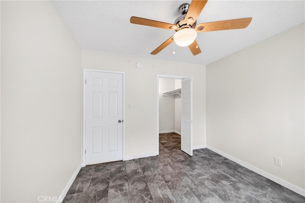 5326 Lorna Street - Photo 4