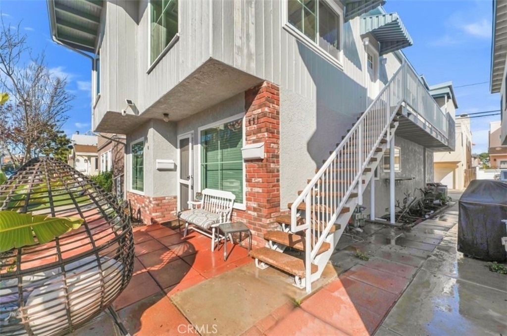 451 30th Street - Photo 1