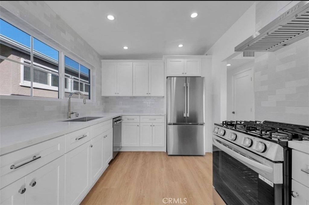 451 30th Street - Photo 8