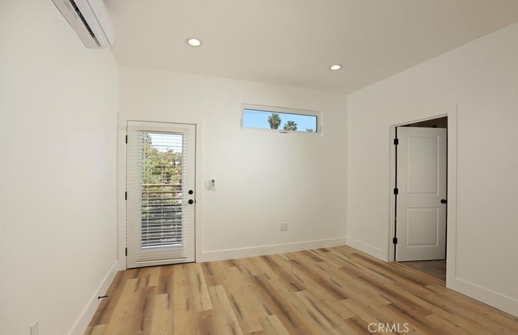 4537 St Elmo - Photo 6