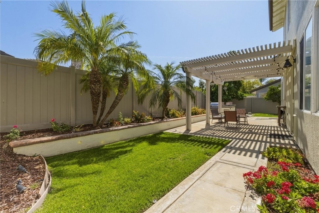 23964 Old Pomegranate Road - Photo 40