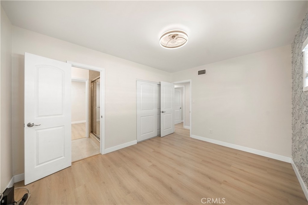 912 W Hill - Photo 18