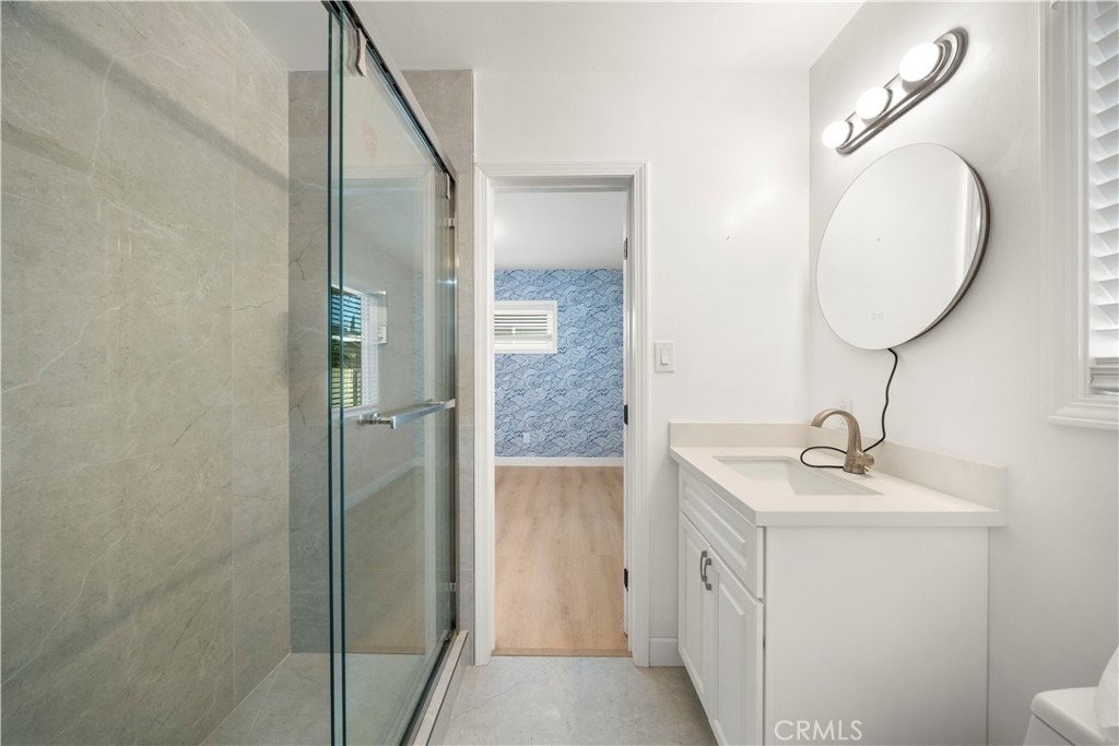 912 W Hill - Photo 15