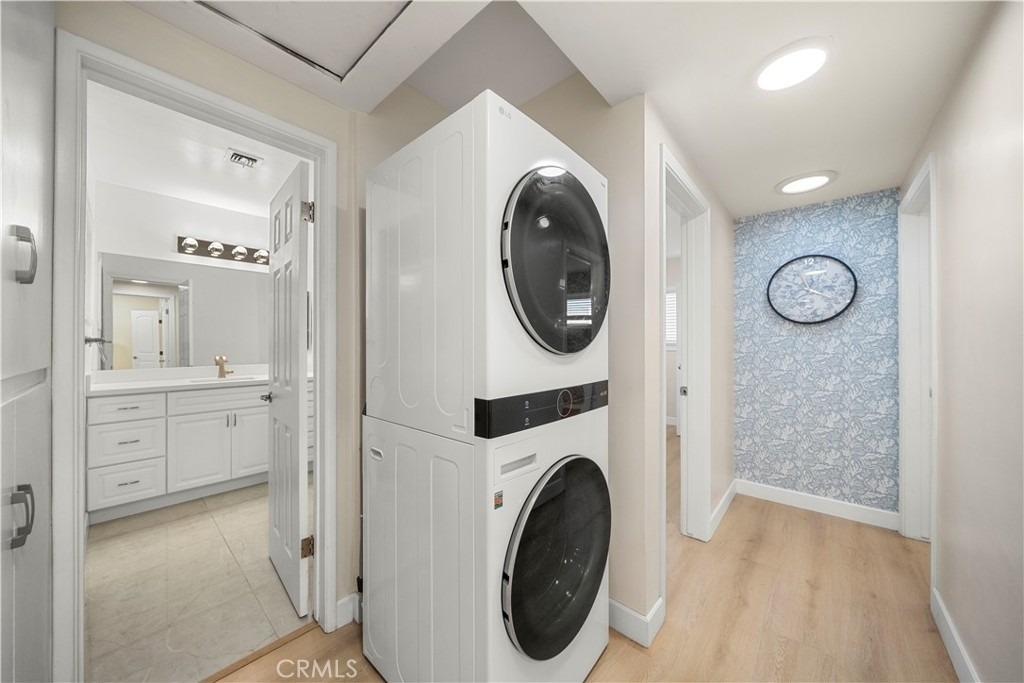912 W Hill - Photo 16