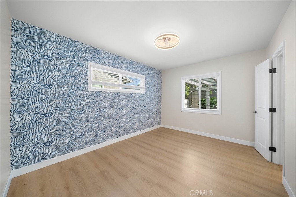 912 W Hill - Photo 17