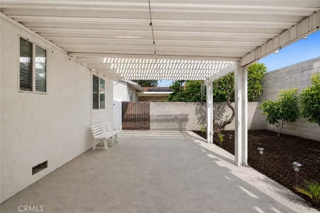 912 W Hill - Photo 34