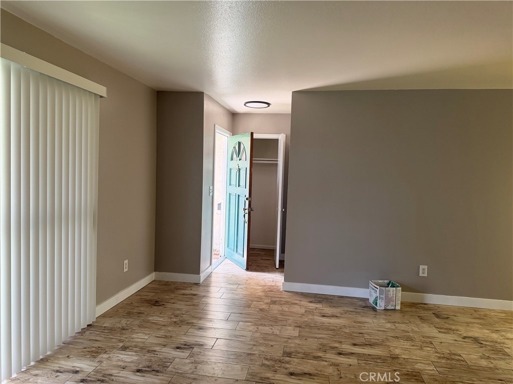 619 S Cypress - Photo 3