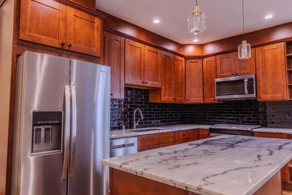 2018 Oakdale Avenue - Photo 2