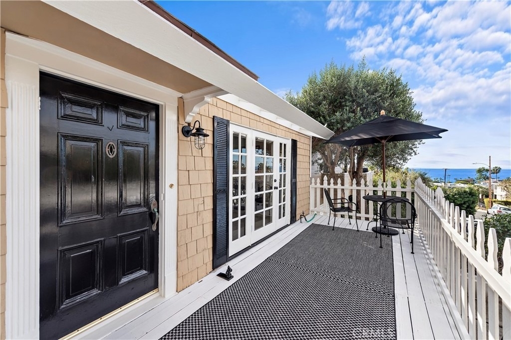 283 Fairview Street - Photo 0