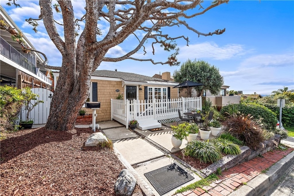 283 Fairview Street - Photo 14