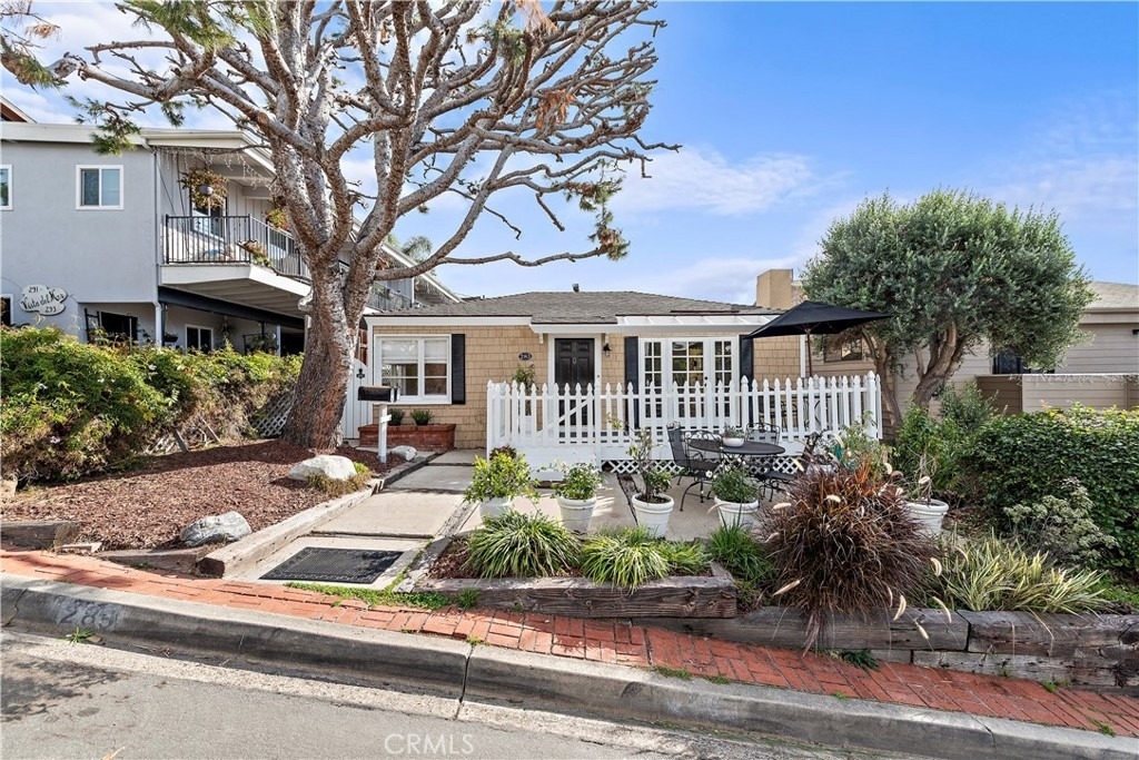 283 Fairview Street - Photo 15