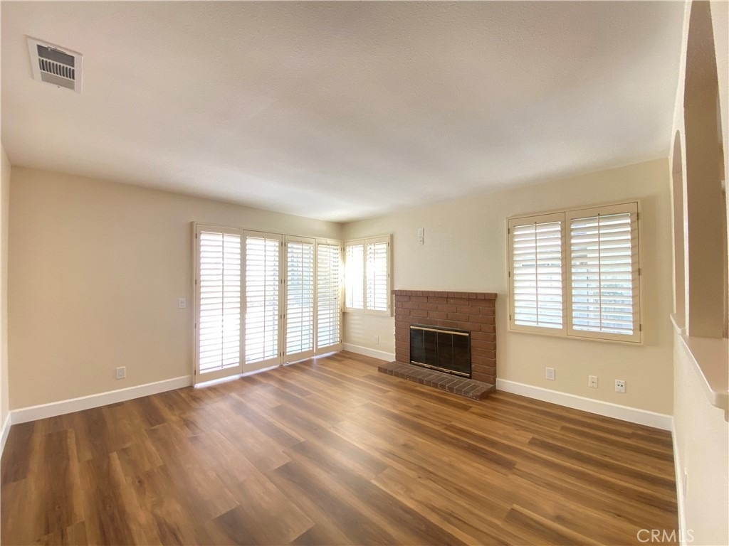 1084 Jacaranda Road - Photo 7
