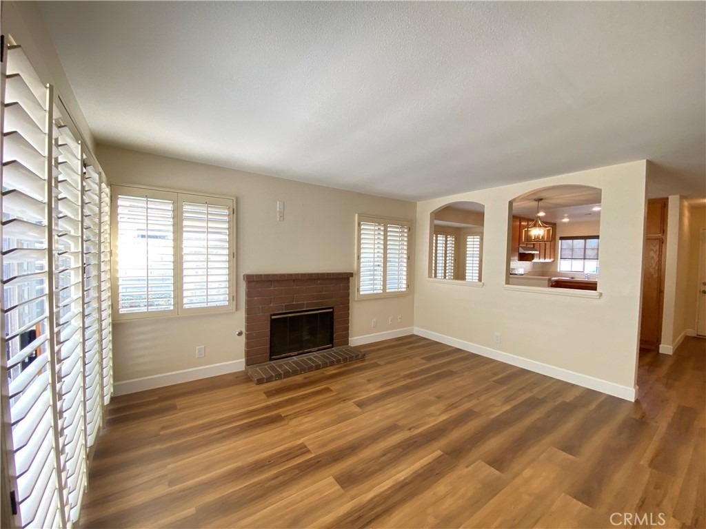 1084 Jacaranda Road - Photo 6