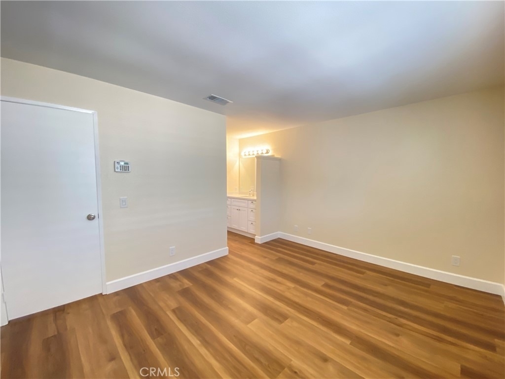 1084 Jacaranda Road - Photo 11