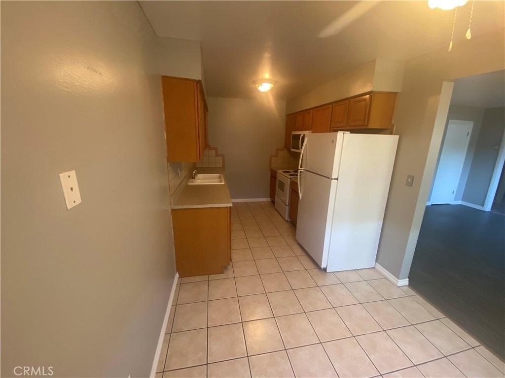 25276 Barton Road - Photo 6