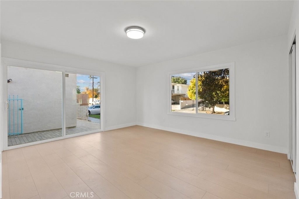 6661 1/2 Beck Avenue - Photo 13