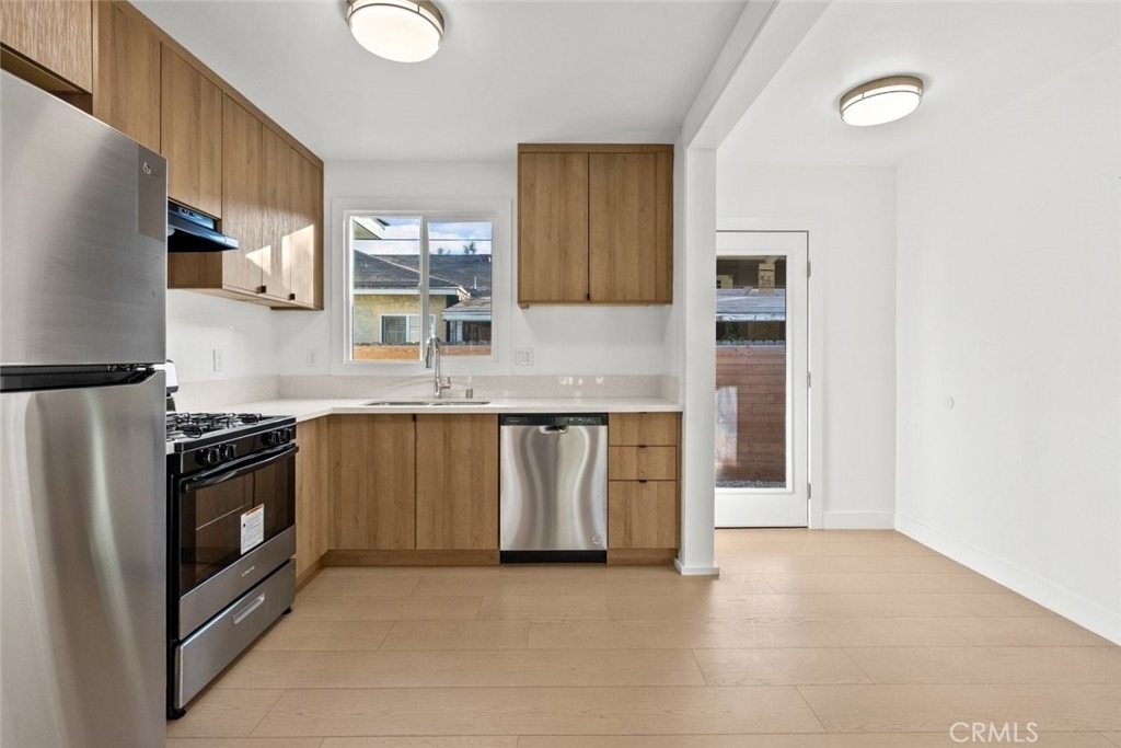 6661 1/2 Beck Avenue - Photo 6