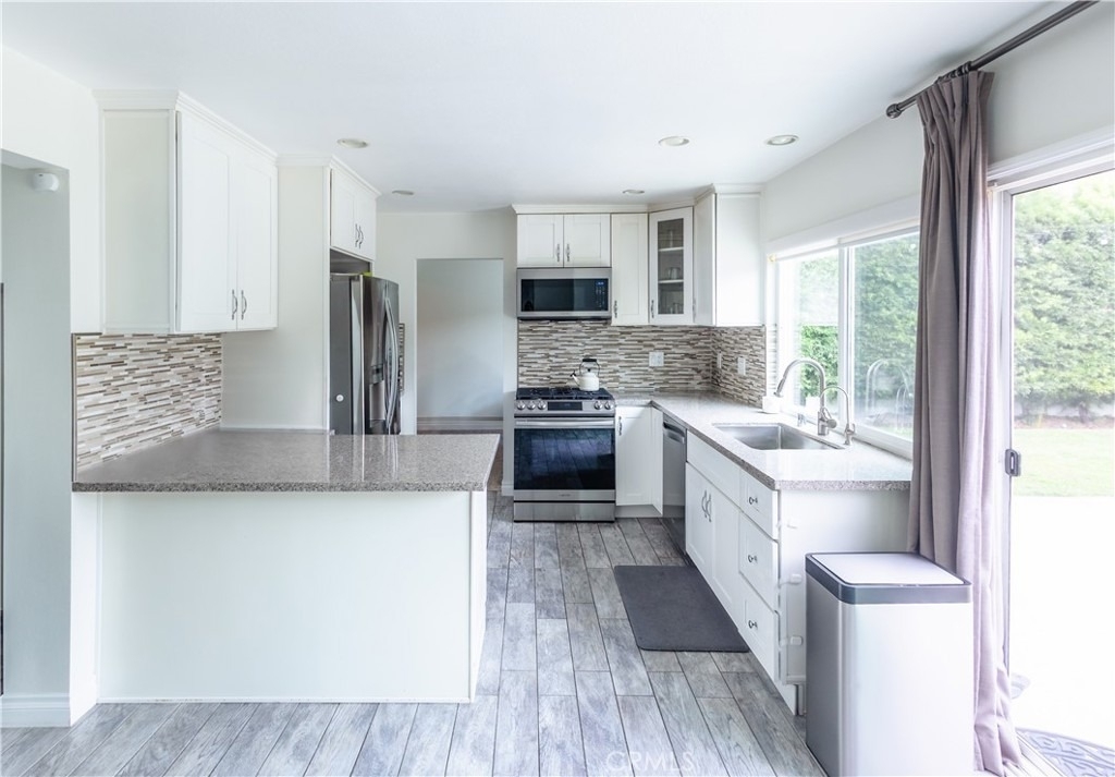 11144 Jerry Place - Photo 3