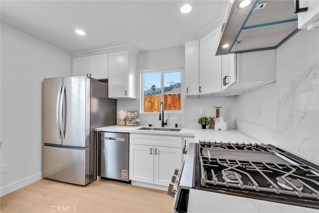 2305 Sesmas Street - Photo 31
