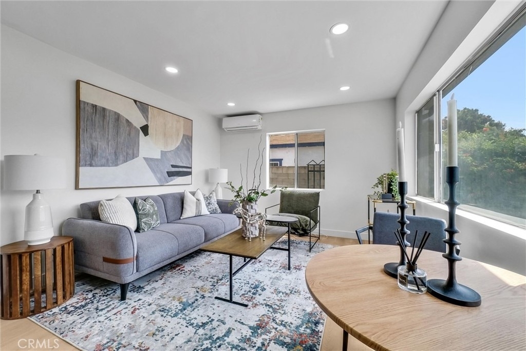 2305 Sesmas Street - Photo 6