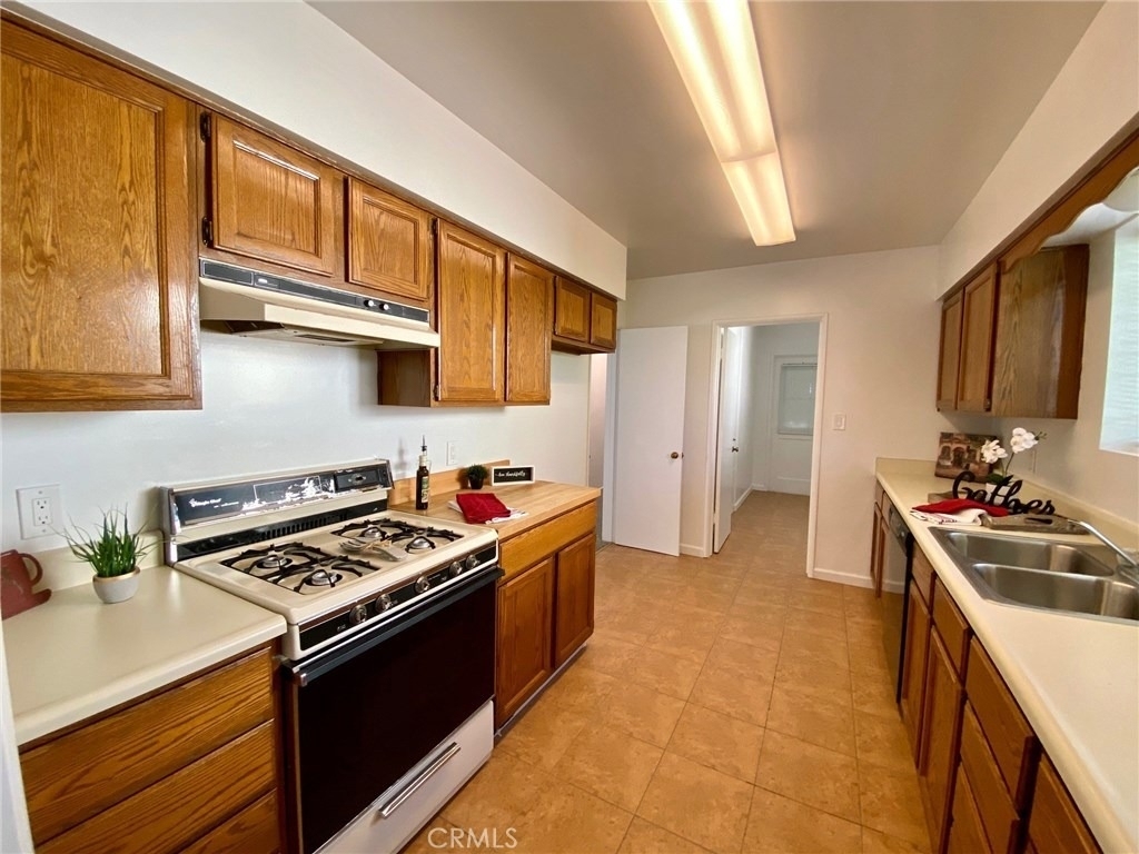 139 Acacia Avenue - Photo 20