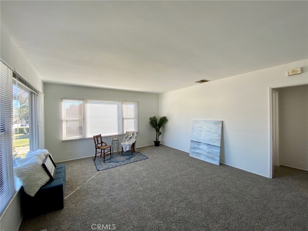 139 Acacia Avenue - Photo 3