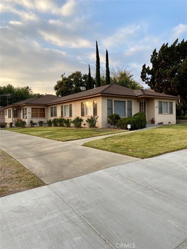 139 Acacia Avenue - Photo 0