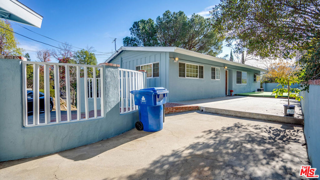 9631 Crystal View Drive - Photo 6