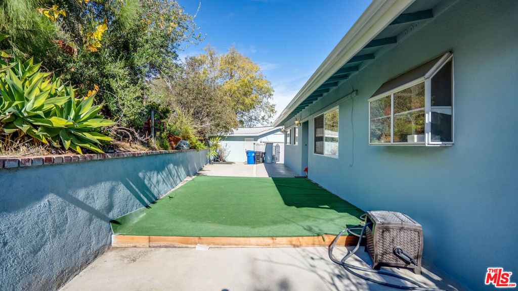 9631 Crystal View Drive - Photo 4