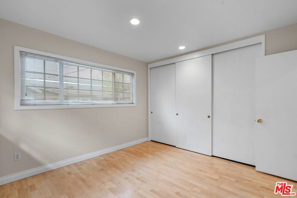 9631 Crystal View Drive - Photo 28