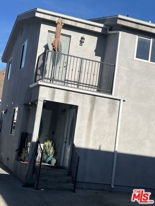 225 E 30th Street - Photo 0